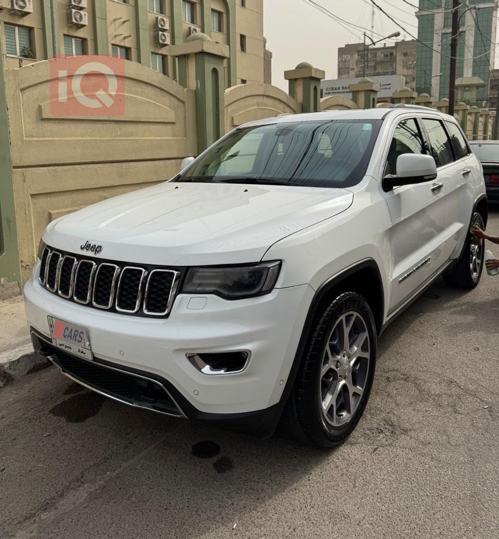 جيب جراند شيروكي